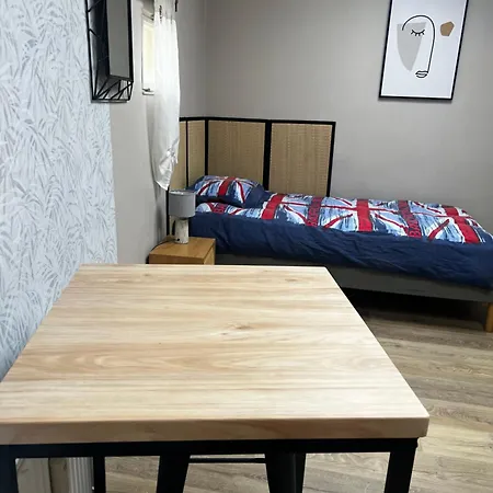 3 Joli Face A La Gare Douai